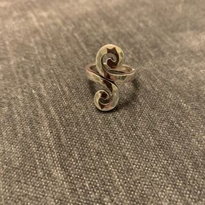 RETIRED James Avery hammered swirl ring size 7